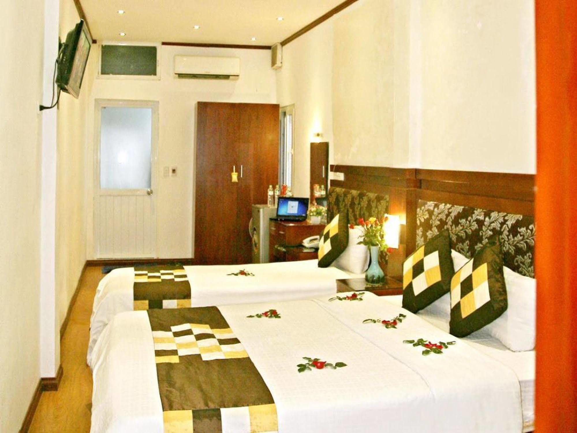 The Ambery Hanoi Boutique Hotel & Travel Bagian luar foto